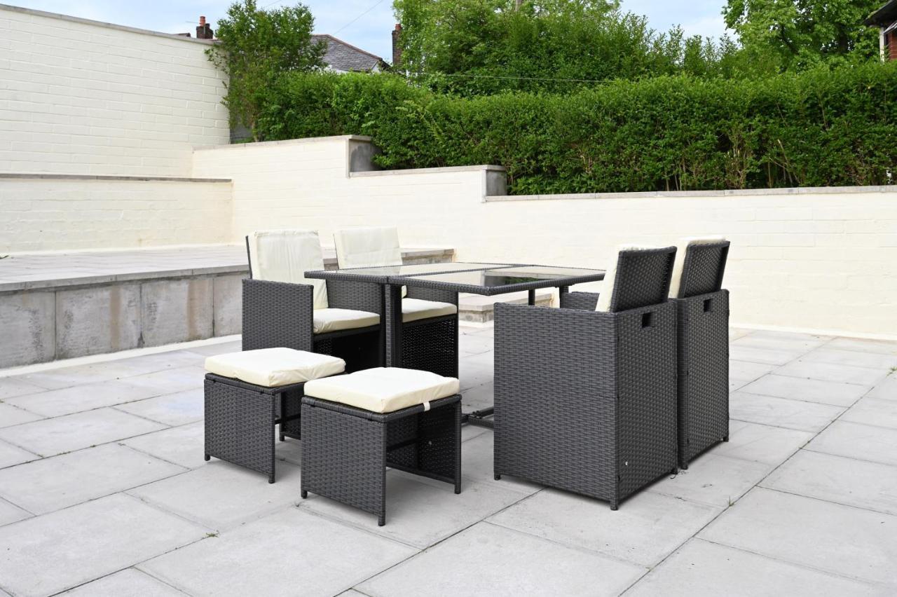 Sleek And Stylish 3 Bed In Bolton - Garden - Parking 빌라 외부 사진